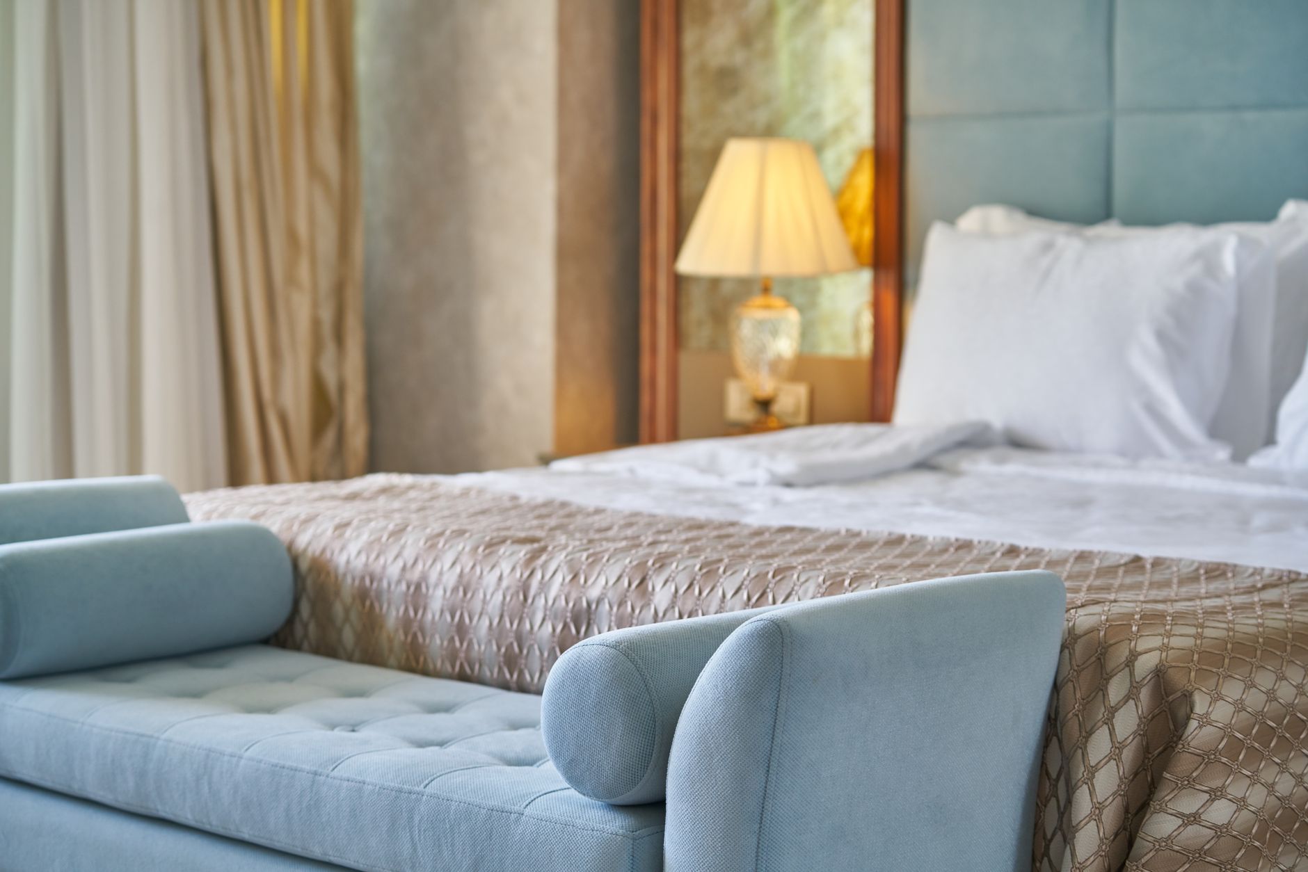 Harbour King Room